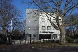 Ambassadegebouw, Tobias Asserlaan 5
